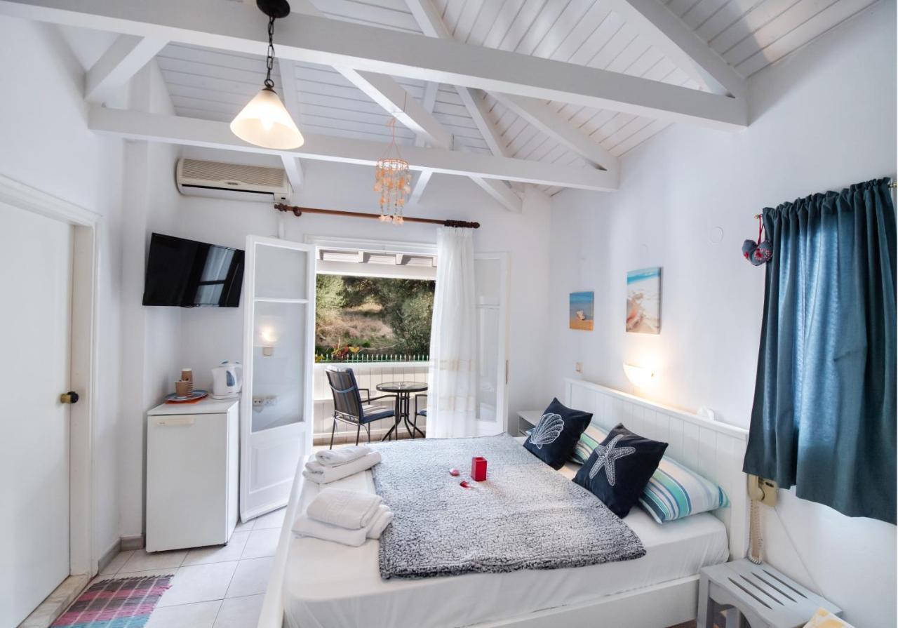 Hotel Selini Áyios Nikítas Extérieur photo